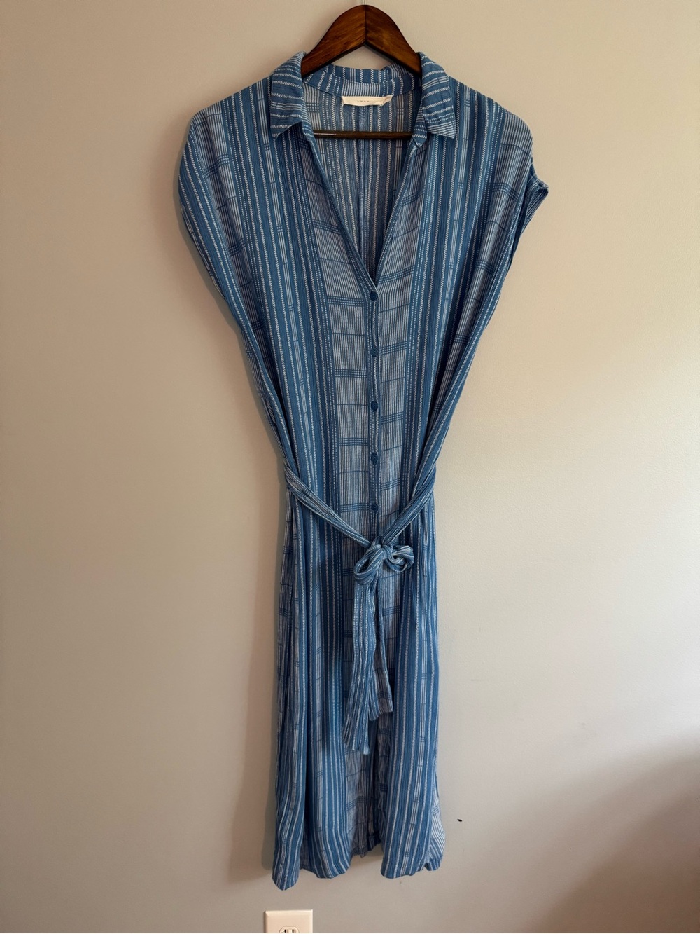LUSH Light Blue Striped Belted Button-Front Midi Dress - Picture 4 of 8